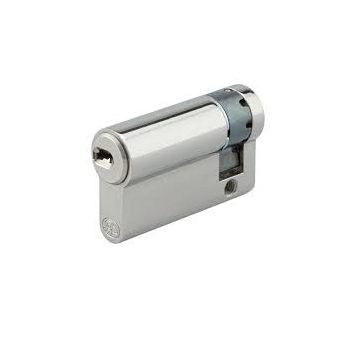 Scala 6 félhengerzárbetét  40 x 10 mm Nikkel